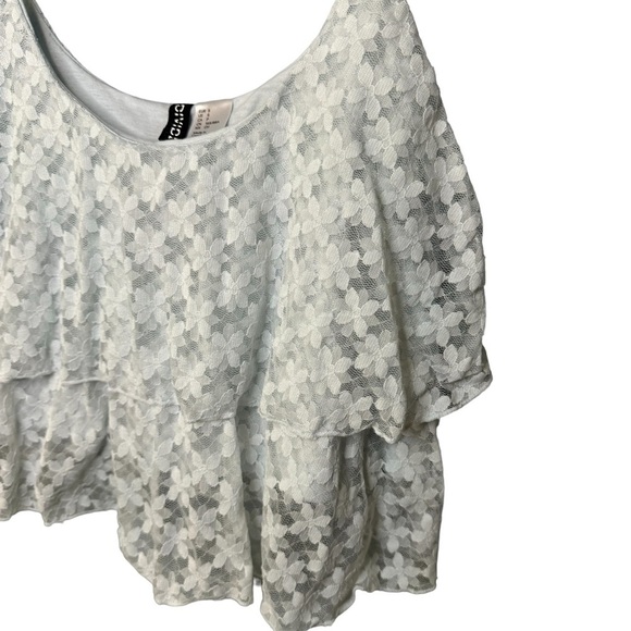 🔹5/$25🔹 H&M Light Blue Floral Lace Spaghetti Strap Crop Top. Size Small - Picture 4 of 11